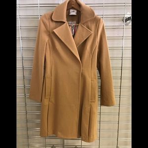 Cabi tan coat